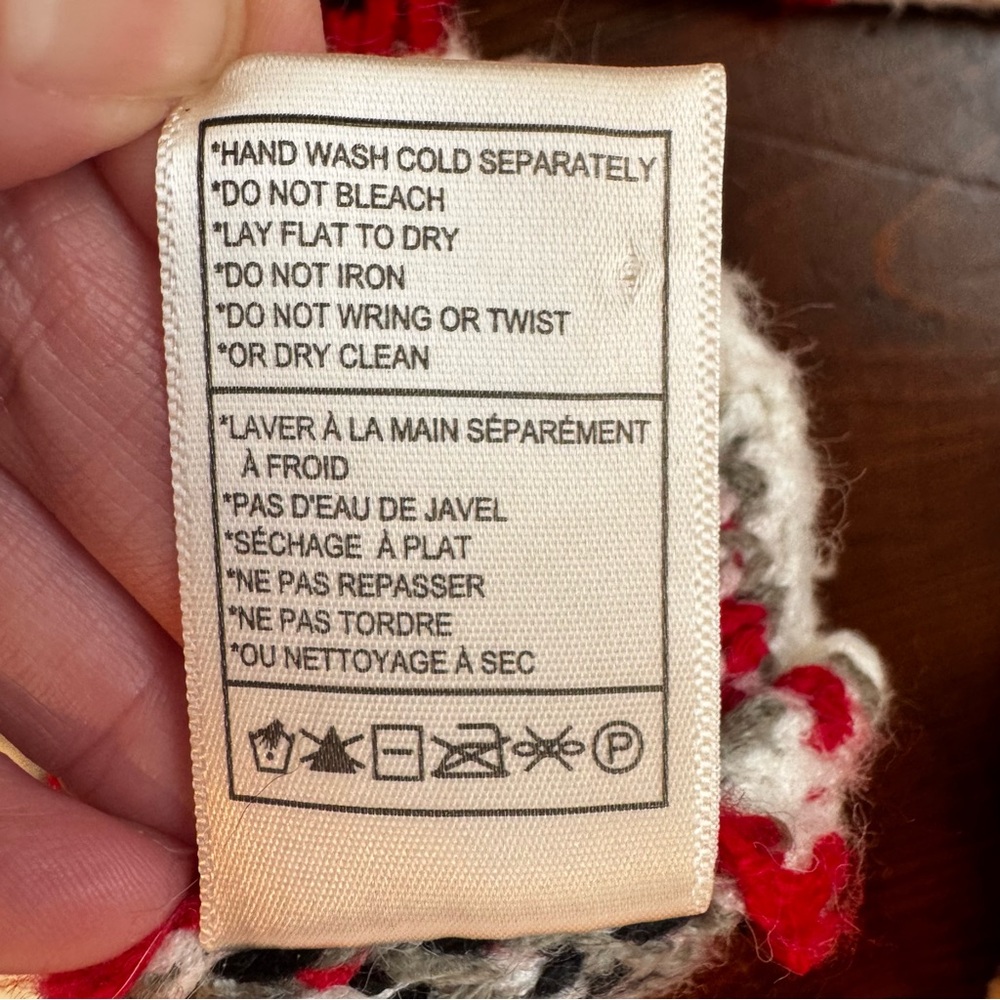 BB‎ Dakota- Winter Fair isle Oversized Cardigan. Size Medium - Picture 7 of 9